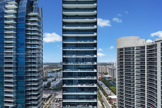 Building Photo - 17141 Collins Ave
