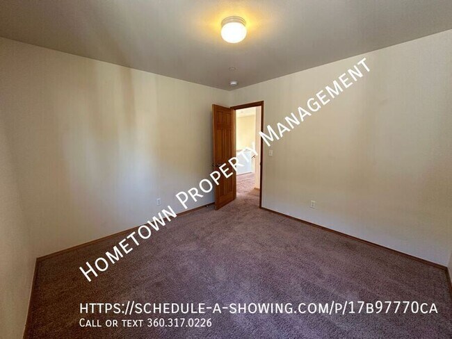Building Photo - 1764 Brown Ave