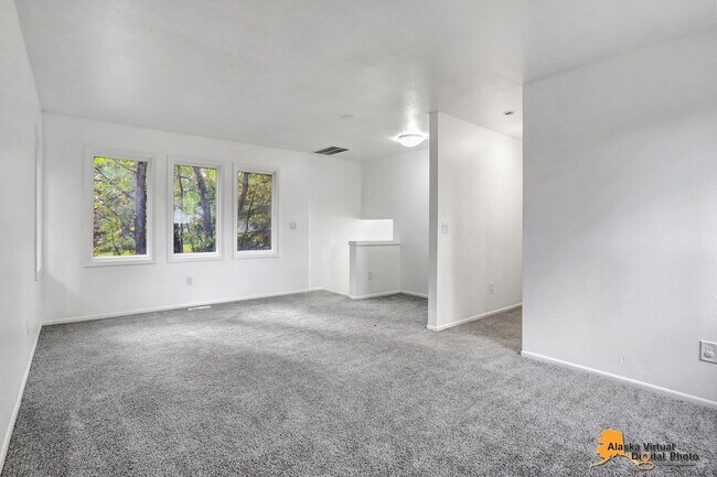 Building Photo - 12636 Silver Fox Ln