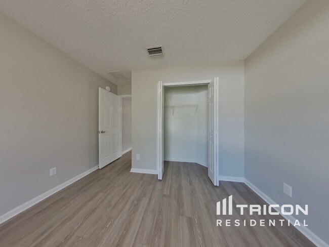 Building Photo - 4333 Jillian Dr