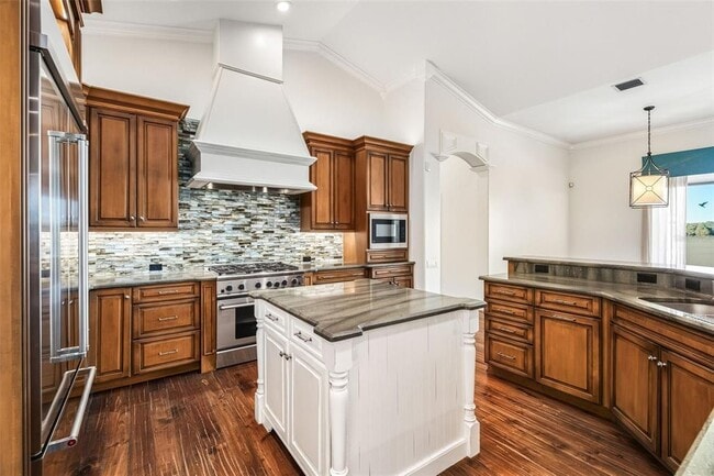 Building Photo - 4812 Waterwitch Point Dr
