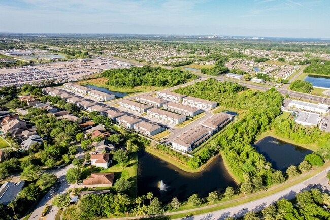 Building Photo - 11865 Stoneport Pl