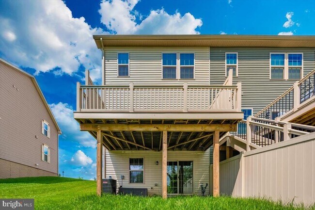 Building Photo - 7201 Bodkin Wy