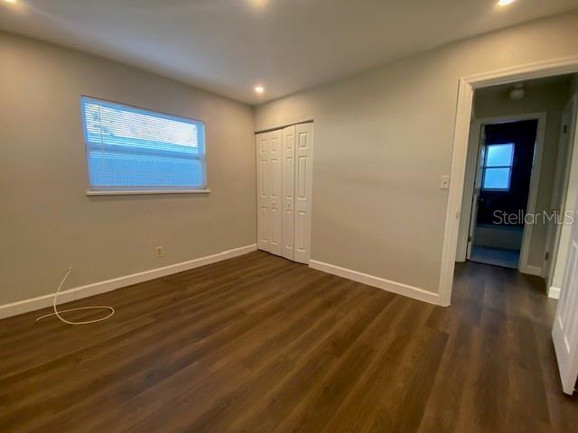 Building Photo - 4665 Yarmouth Ave S