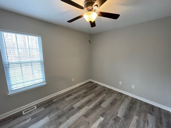 Building Photo - Fantastic Graham Home For Rent!