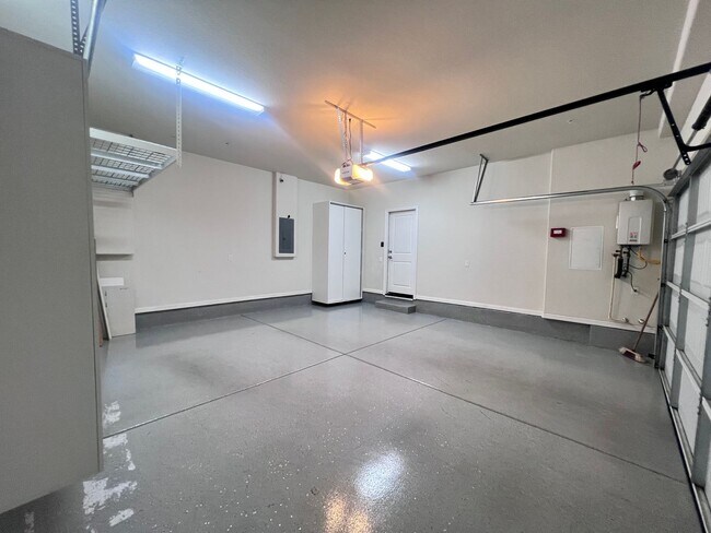 Building Photo - STUNNING 4BD/2.5BA TOWNHOUSE IN WALNUT CREEK!!!