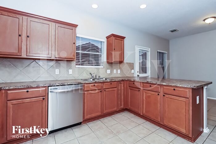Building Photo - 18126 Iris Edge Way