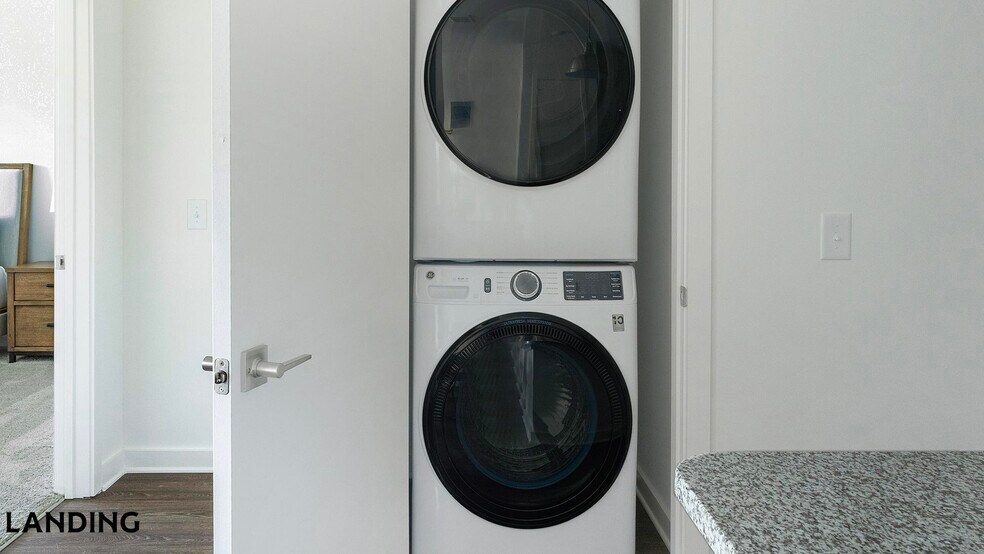 Building Photo - 2110 Birkhall St