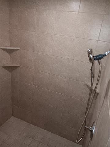 Building Photo - 544 Braewick Dr