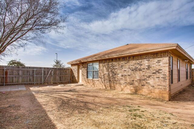 Building Photo - Convenient to SPC/Tech and Med Community