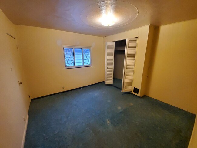 Building Photo - COMING SOON! This is a Lease-to-Own – Not ...