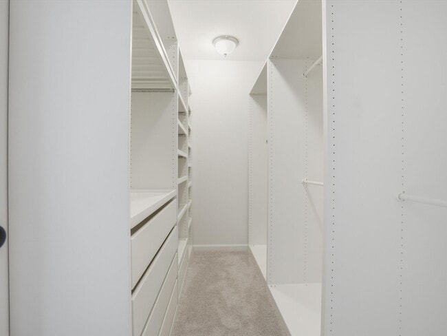 Building Photo - 6246 Hawthorne Ave