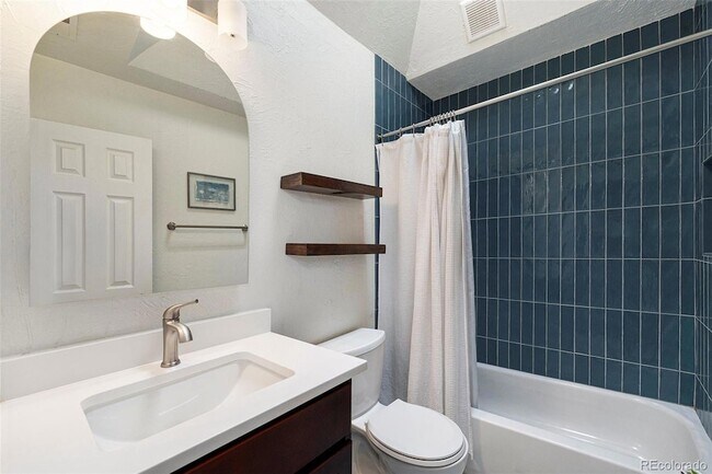 Building Photo - 474 Inca St