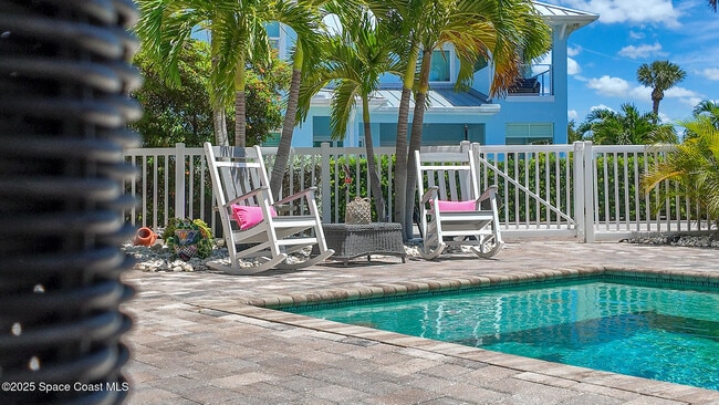 Building Photo - 14 Cottage Ct