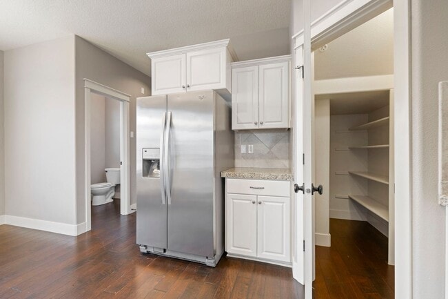 Building Photo - 28839 SW Costa Cir W