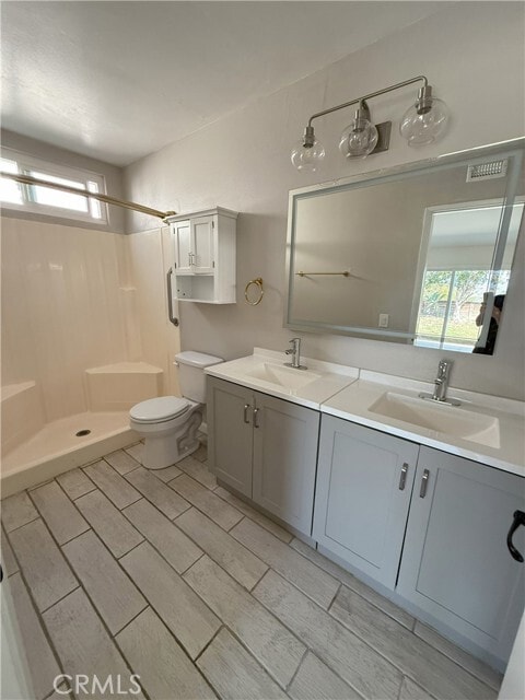 Building Photo - 23833 Country View Dr