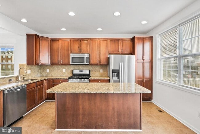Building Photo - 43190 Whelplehill Terrace