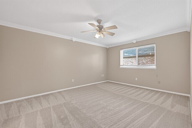 Building Photo - 1010 Valley Ranch Dr