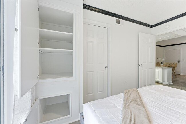 Building Photo - 139 Oyster Bay Cir