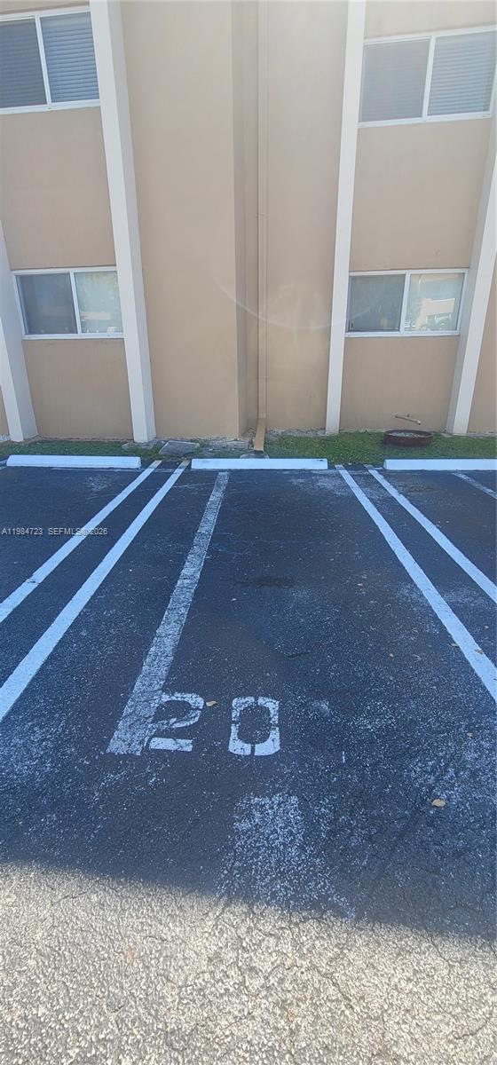 Building Photo - 7430 Miami Lakes Dr
