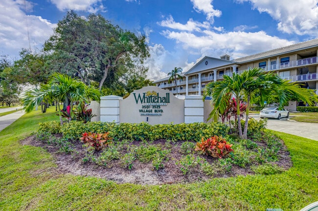 Building Photo - 6025 Balboa Cir