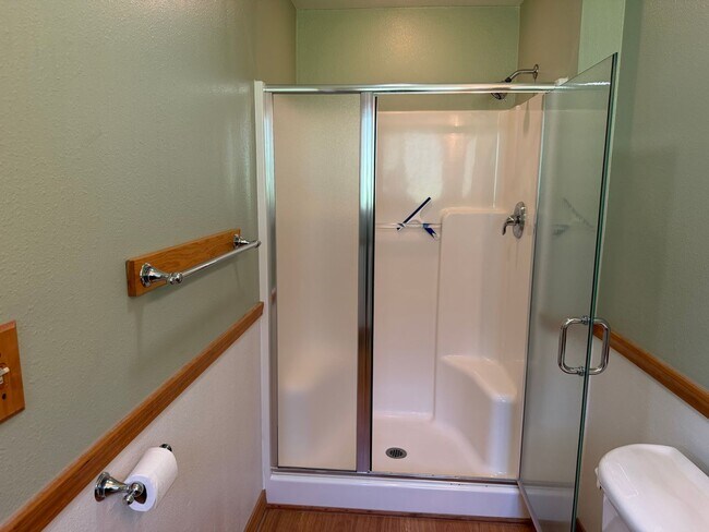 Building Photo - Harrington Lagoon Water View Home!