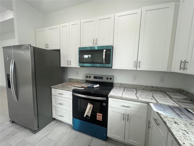 Building Photo - 187 Sesame Rd E