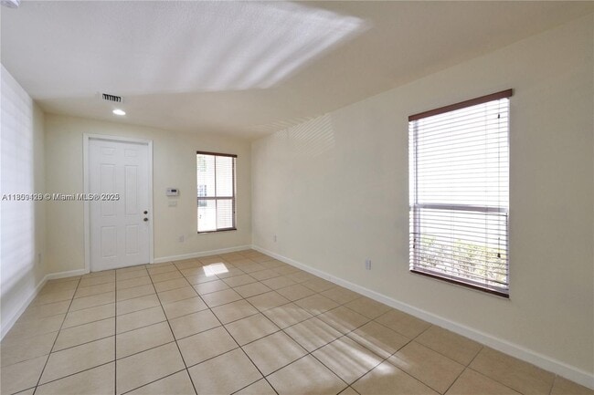 Building Photo - 9365 SW 171st Ct