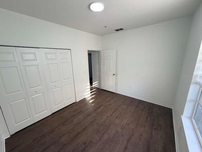 Building Photo - 825 Grand Regency