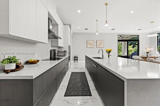 Building Photo - 12120 Rhino Oaks Dr