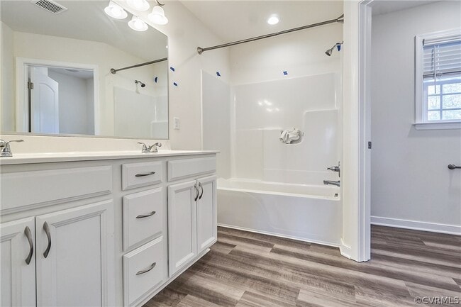 Building Photo - 5949 Autumnleaf Dr
