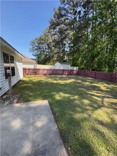 Building Photo - 115 Nandina Wy