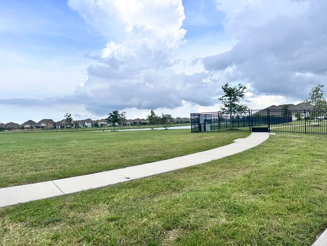 Building Photo - 13006 Oleander Bay Ln