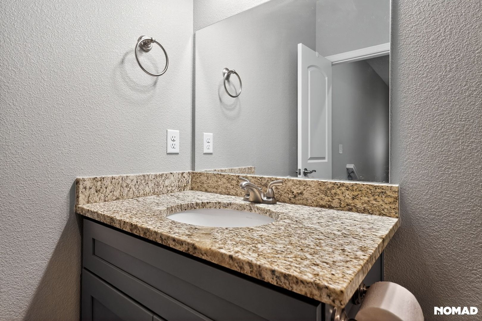 Building Photo - 11250 Florence St