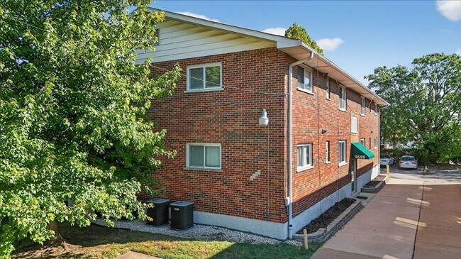 Building Photo - Apartment Food for the Soul