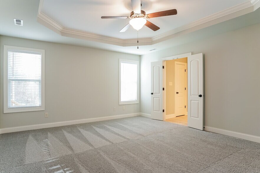 Building Photo - 954 Airedale Trail