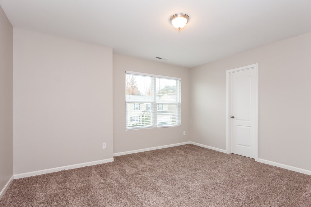 Building Photo - 8728 Balsam Bay Rd