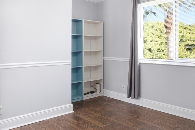 Building Photo - 460 NW 67th St
