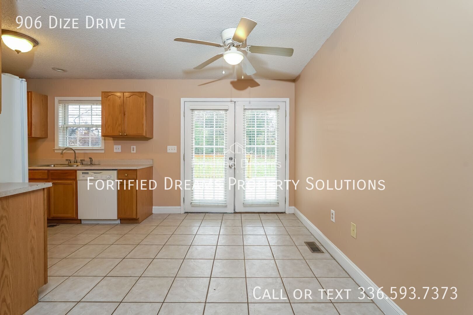 Building Photo - 906 Dize Dr