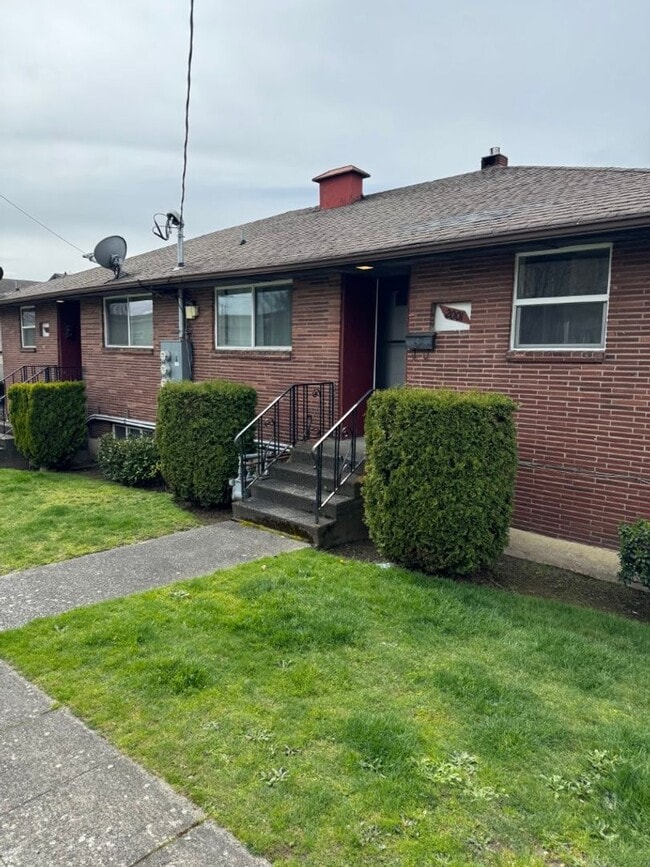 Building Photo - 2bd/1ba Seattle Apartment
