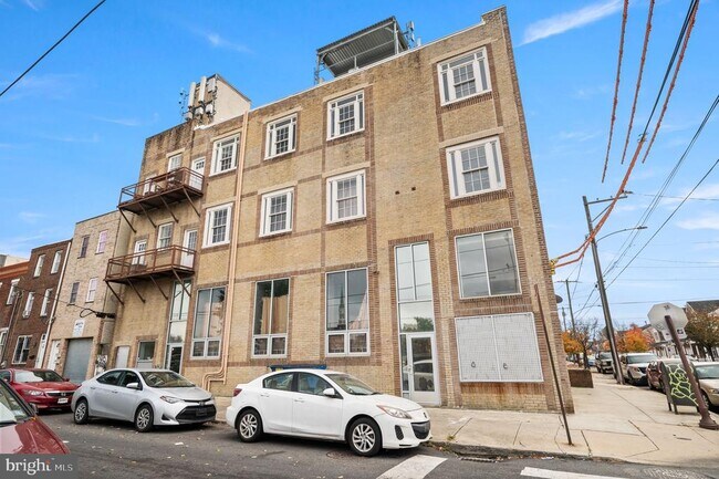 Building Photo - 1201 S 5th St