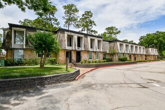 Building Photo - 12633 Memorial Dr