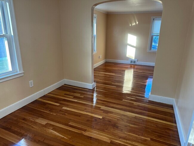 Building Photo - 3 Arborcrest Terrace