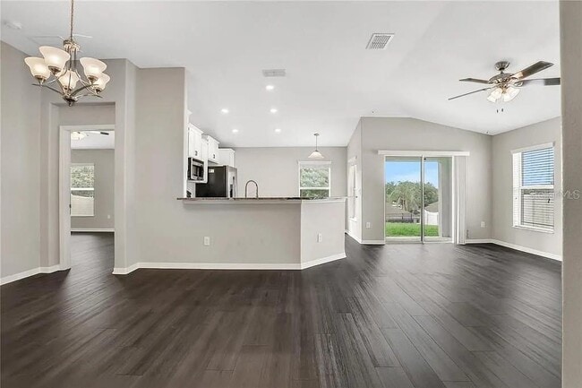 Building Photo - 4908 Havilland Dr