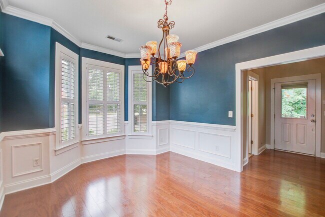 Building Photo - 1811 Luna Ct
