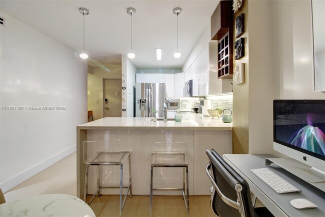 Building Photo - 777 NE 62nd St