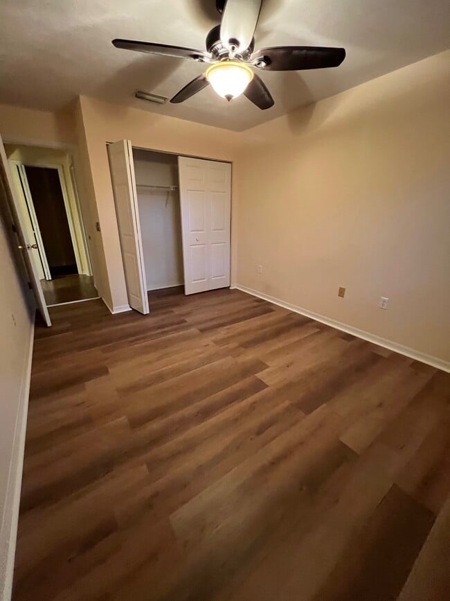 Building Photo - 3211 NW 103rd Dr