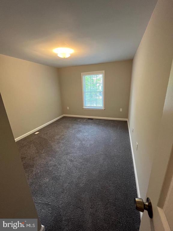 Building Photo - 355 Crescendo Way