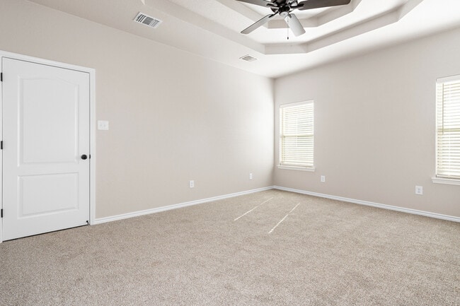 Building Photo - 602 Dred Roger Circle