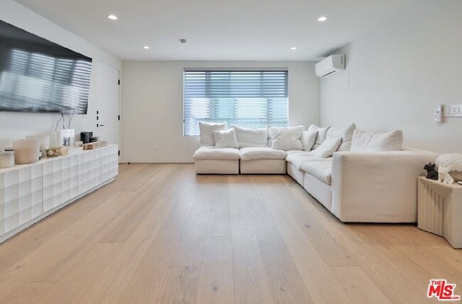 Building Photo - 8261 1st St